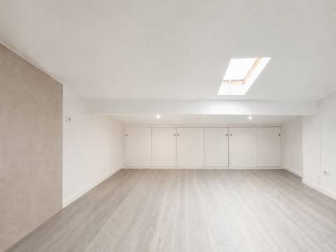 Apartamento T1+1 DUPLEX Venda em Campanhã,Porto