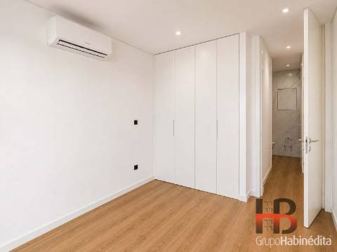 Apartamento T3 Venda em Gondomar (São Cosme), Valbom e Jovim,Gondomar