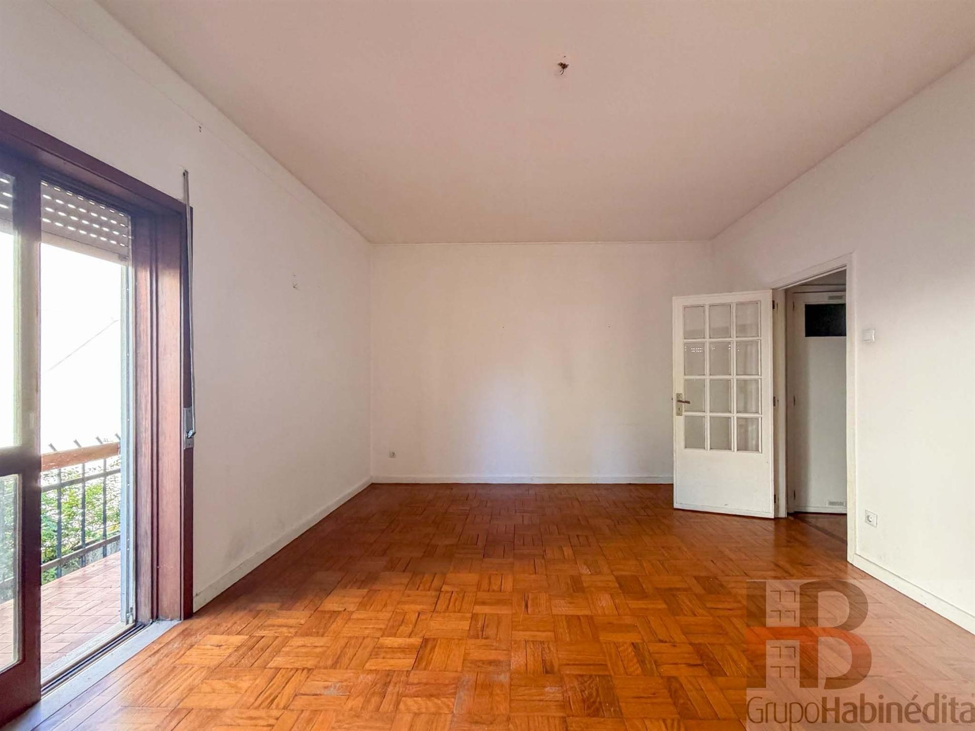 Apartamento T3 Venda em Ramalde,Porto