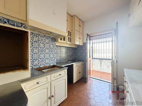 Apartamento T3 Venda em Ramalde,Porto