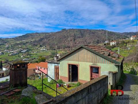 Moradia para Restaurar T2 Venda em Santa Marinha do Zêzere,Baião
