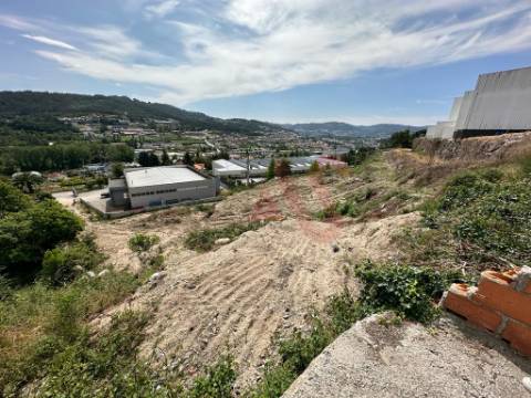 Terreno para construção Industrial com 5.685 m2 em Infias, Vizela