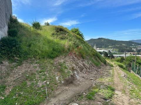 Terreno para construção com 6.652 m2 em São Miguel, Vizela