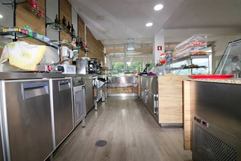 Trespasse de estabelecimento comercial com 197 m2 em Lagoas, Santo Adrião de Vizela