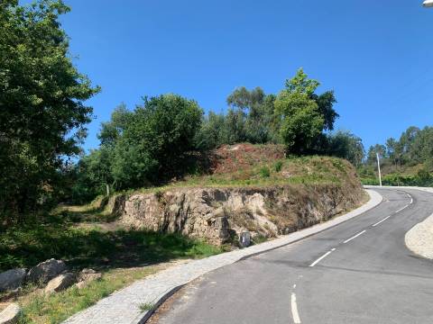Terreno para construção com 1.560 m2 em Santa Eulália, Vizela