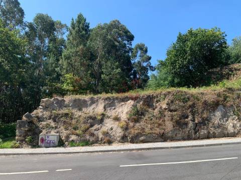 Terreno para construção com 1.560 m2 em Santa Eulália, Vizela