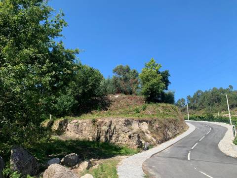 Terreno para construção com 1.560 m2 em Santa Eulália, Vizela