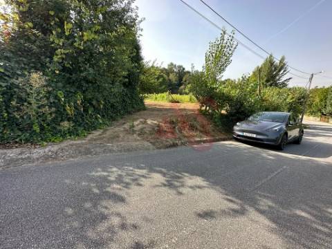 Terreno rústico com 3.585 m2 m São Jorge de Vizela, Felgueiras