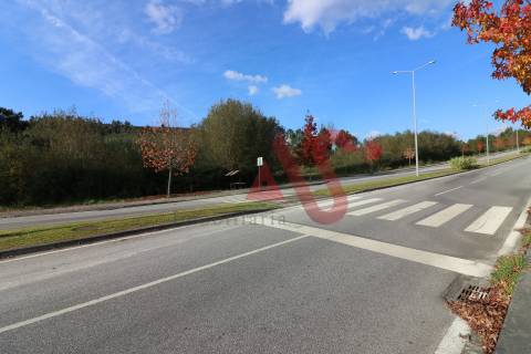 Terreno para construção com 8.720 m2 em Lousada