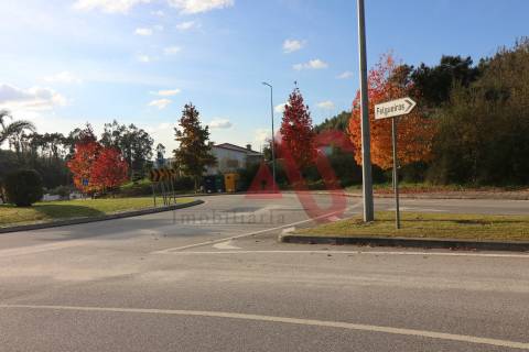 Terreno para construção com 8.720 m2 em Lousada