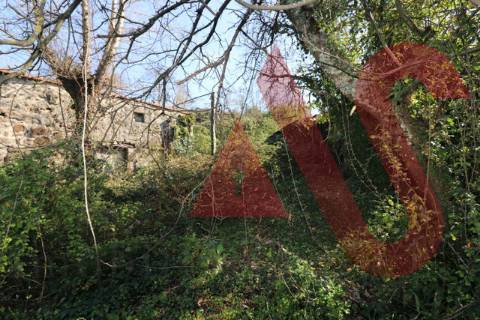 Moradia para restauro em S. Jorge, Felgueiras