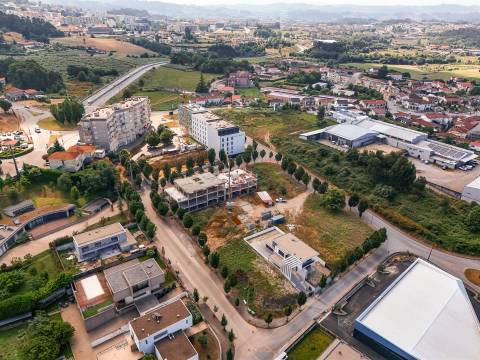 Apartamento T2 recuado no empreendimento Edifício Azul no Trofa, Felgueiras