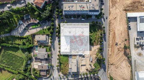 Loja com 209 m2 no Empreendimento