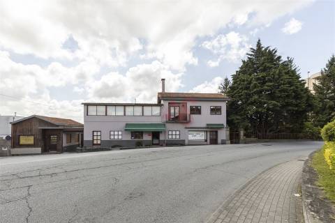 Moradia de Charme T7 na Freguesia de Bairro, Concelho de Vila Nova de Famalicão