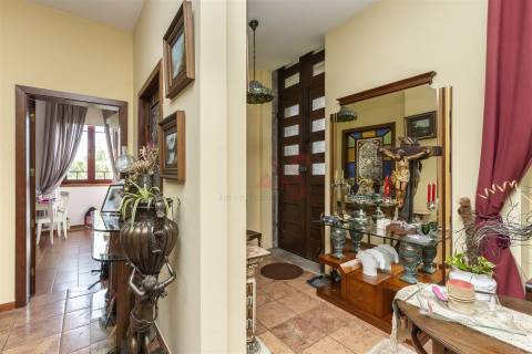 Moradia de Charme T7 na Freguesia de Bairro, Concelho de Vila Nova de Famalicão