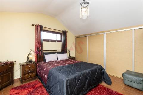 Moradia de Charme T7 na Freguesia de Bairro, Concelho de Vila Nova de Famalicão