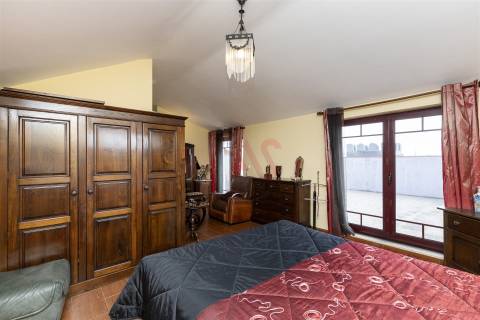 Moradia de Charme T7 na Freguesia de Bairro, Concelho de Vila Nova de Famalicão