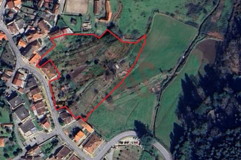 Terreno com PIP aprovado para 23 moradias geminadas em Ordem, Lousada