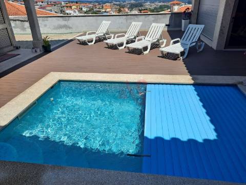 Moradia T3+T2 em Duas Igrejas, Paredes