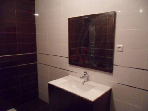 Moradia T3+T2 em Duas Igrejas, Paredes