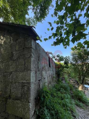 Moradia em Ruínas em Cernadelo, Lousada