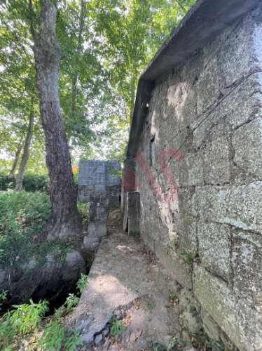 Moradia em Ruínas em Cernadelo, Lousada