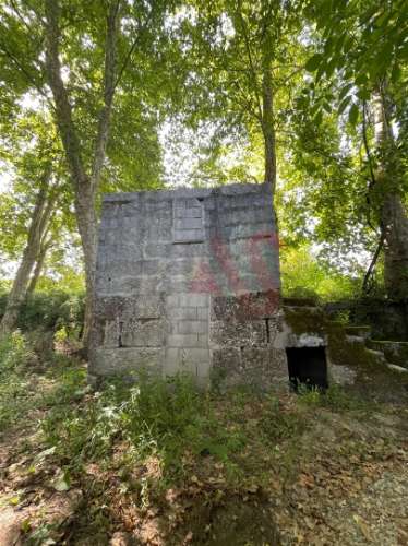 Moradia em Ruínas em Cernadelo, Lousada