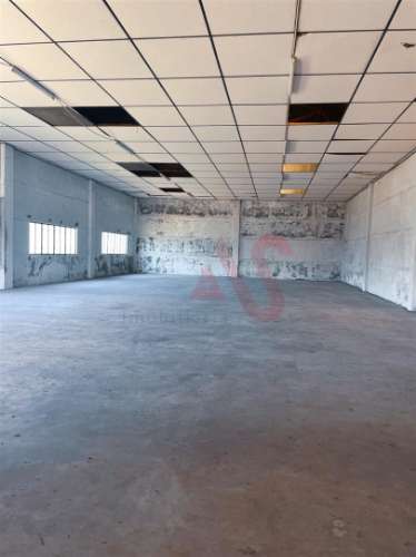 Armazém de 250 m² em Lordelo, Guimarães
