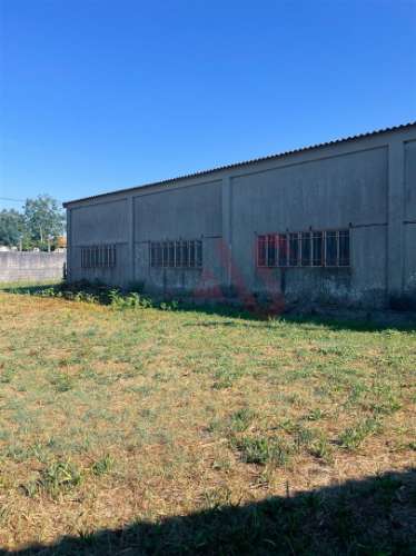 Armazém de 250 m² em Lordelo, Guimarães