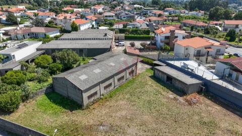 Armazém de 250 m² em Lordelo, Guimarães
