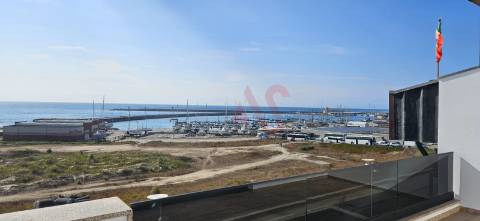 Apartamento T2 NOVO na 1ª linha de Mar em Vila do Conde