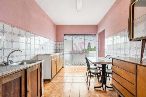 Moradia T6 em Arosa, Guimarães