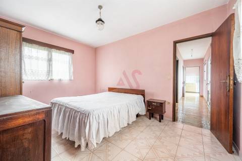 Moradia T6 em Arosa, Guimarães