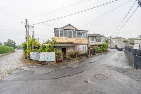 Moradia T6 em Arosa, Guimarães