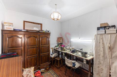 Apartamento T3+1 renovado no Centro de Felgueiras