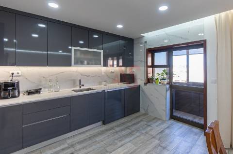 Apartamento T3+1 renovado no Centro de Felgueiras