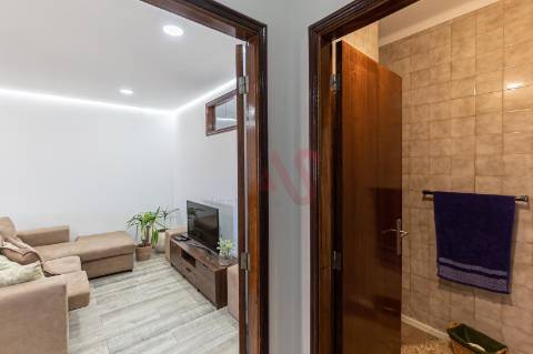 Apartamento T3+1 renovado no Centro de Felgueiras