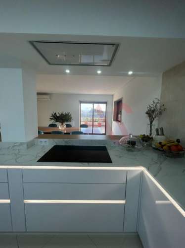 Moradia T4 no centro de Lousada