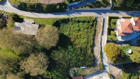 Terreno para construção com 2.850 m² em Lagares, Felgueiras