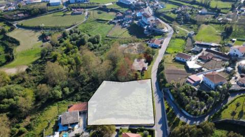 Terreno para construção com 2.850 m² em Lagares, Felgueiras