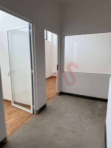 Pavilhão Industrial com 1.080 m2 Fermentões, Guimarães