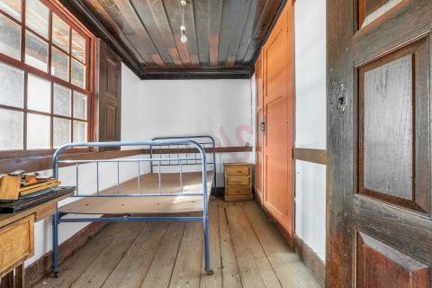 Quintinha Histórica com 27.397 m², em Guimarães