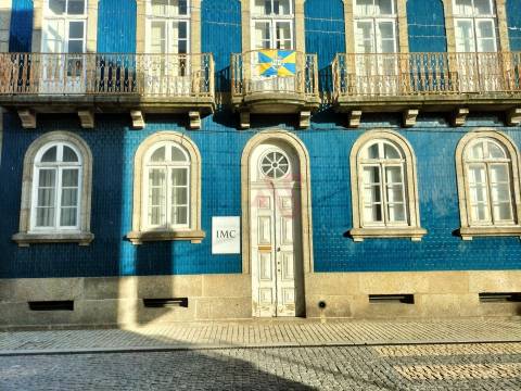 Sala Mítica e de Charme para Arrendar - Cidade de Vizela