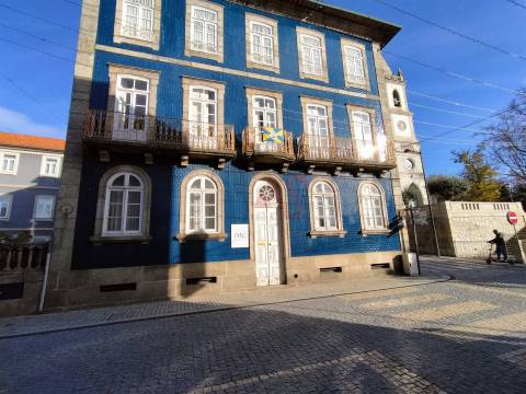 Sala Mítica e de Charme para Arrendar - Cidade de Vizela