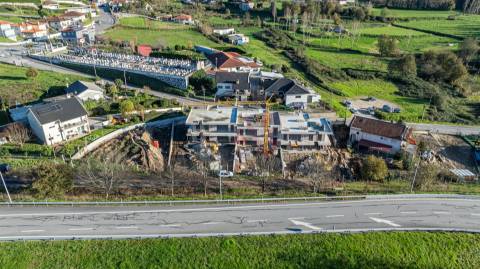 Moradia T3 em Banda em construção em Antime, Fafe