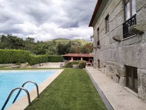 Casa do Loureiro em Paradança, Mondim de Basto