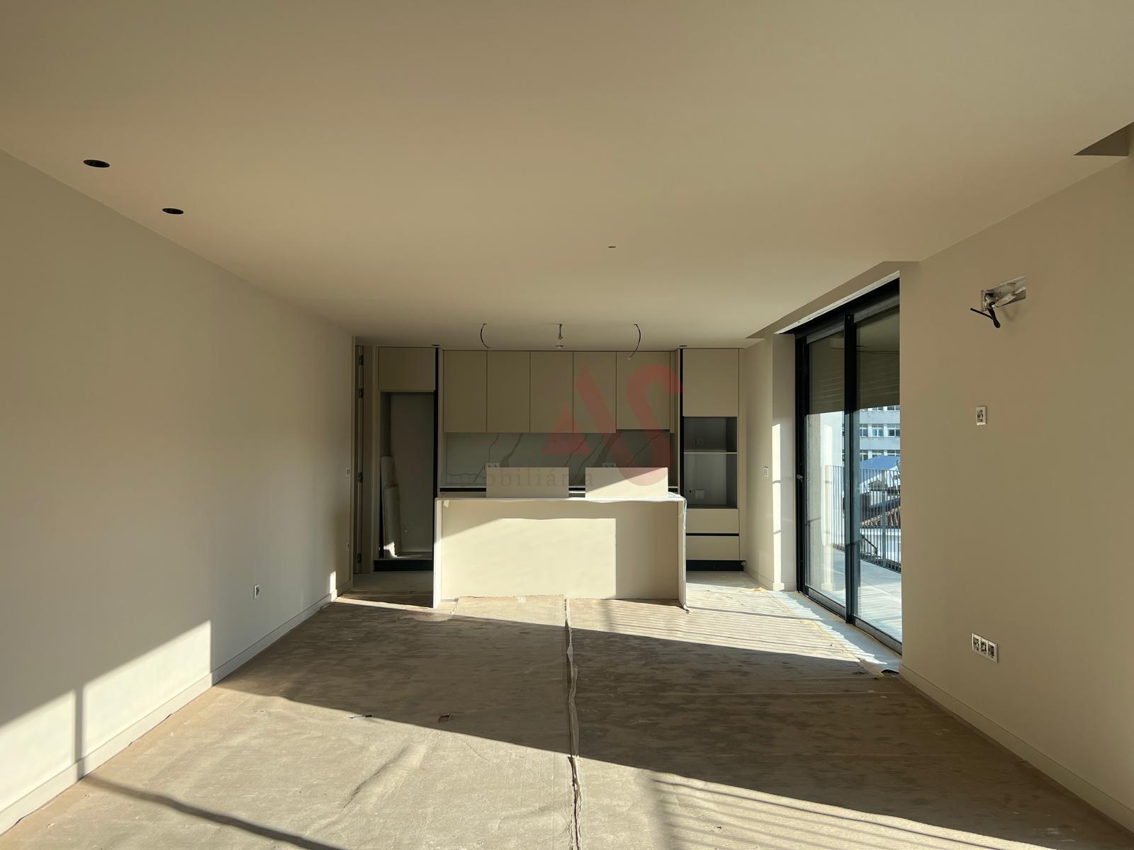 Apartamento T2 no Centro de Paços de Ferreira