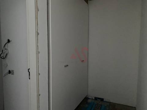 Apartamento T2 no Centro de Freamunde, Paços de Ferreira
