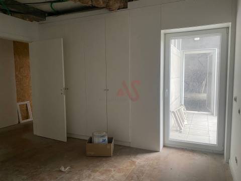 Apartamento T2 no Centro de Freamunde, Paços de Ferreira