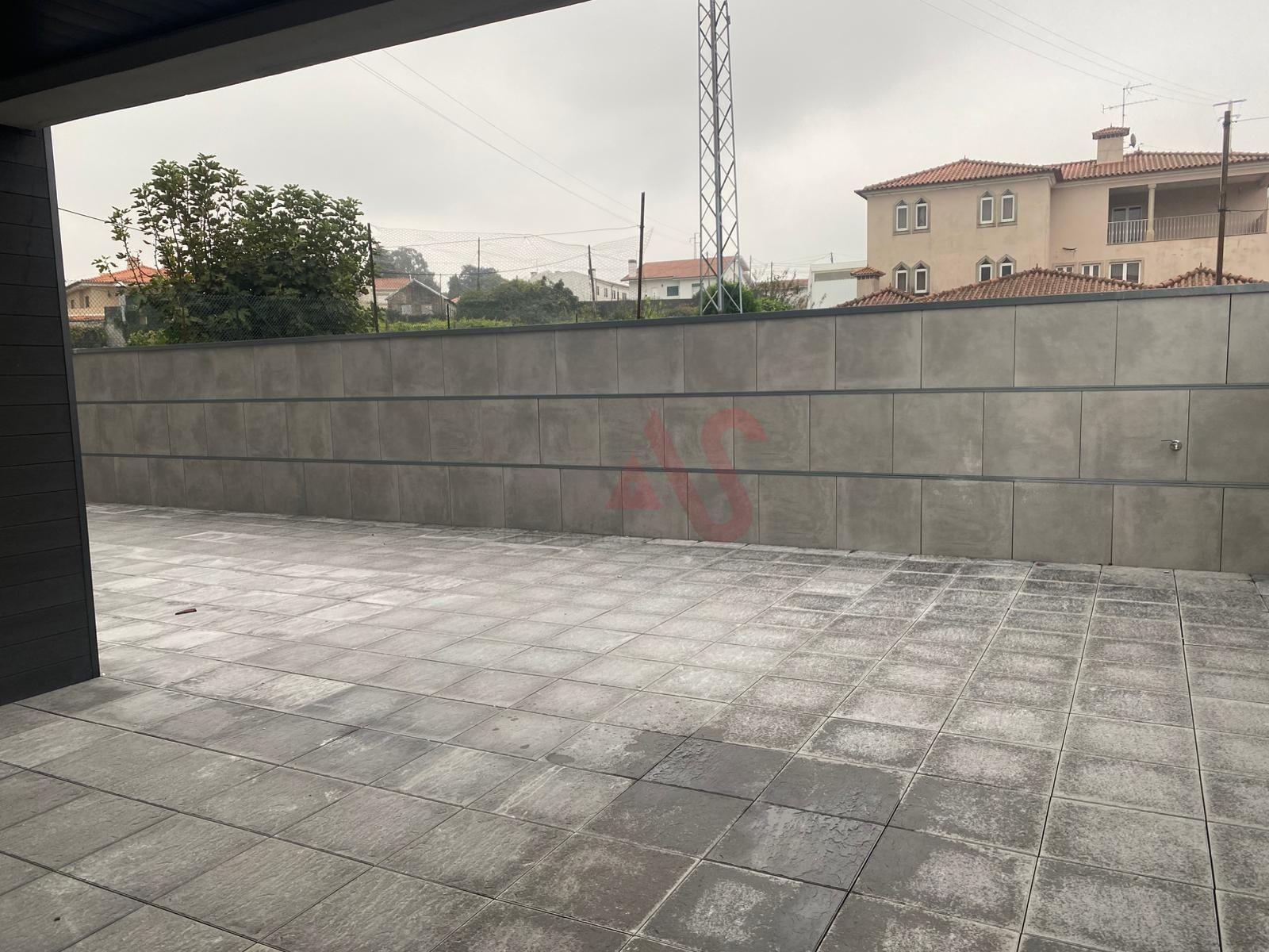 Apartamento T2 no Centro de Freamunde, Paços de Ferreira